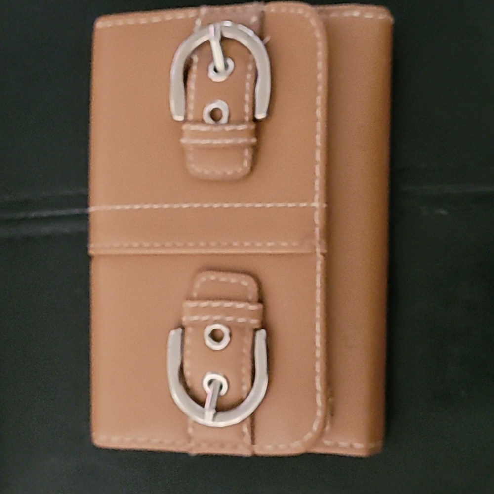 Trifold wallet